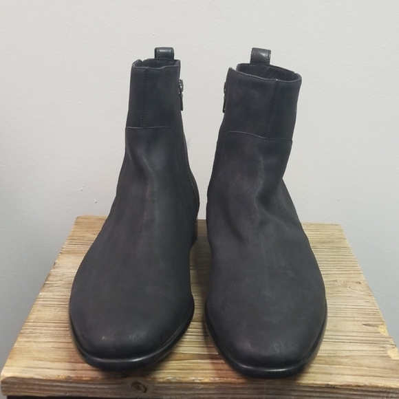 Vince Andes Suede Boots NWOB - Picture 7 of 8